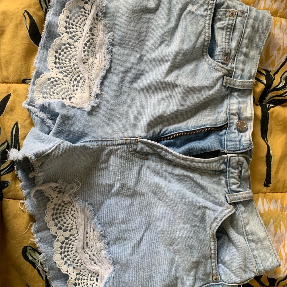 American Eagle high waisted mom shorts